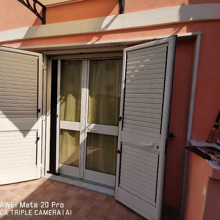 Giodar Apartment *